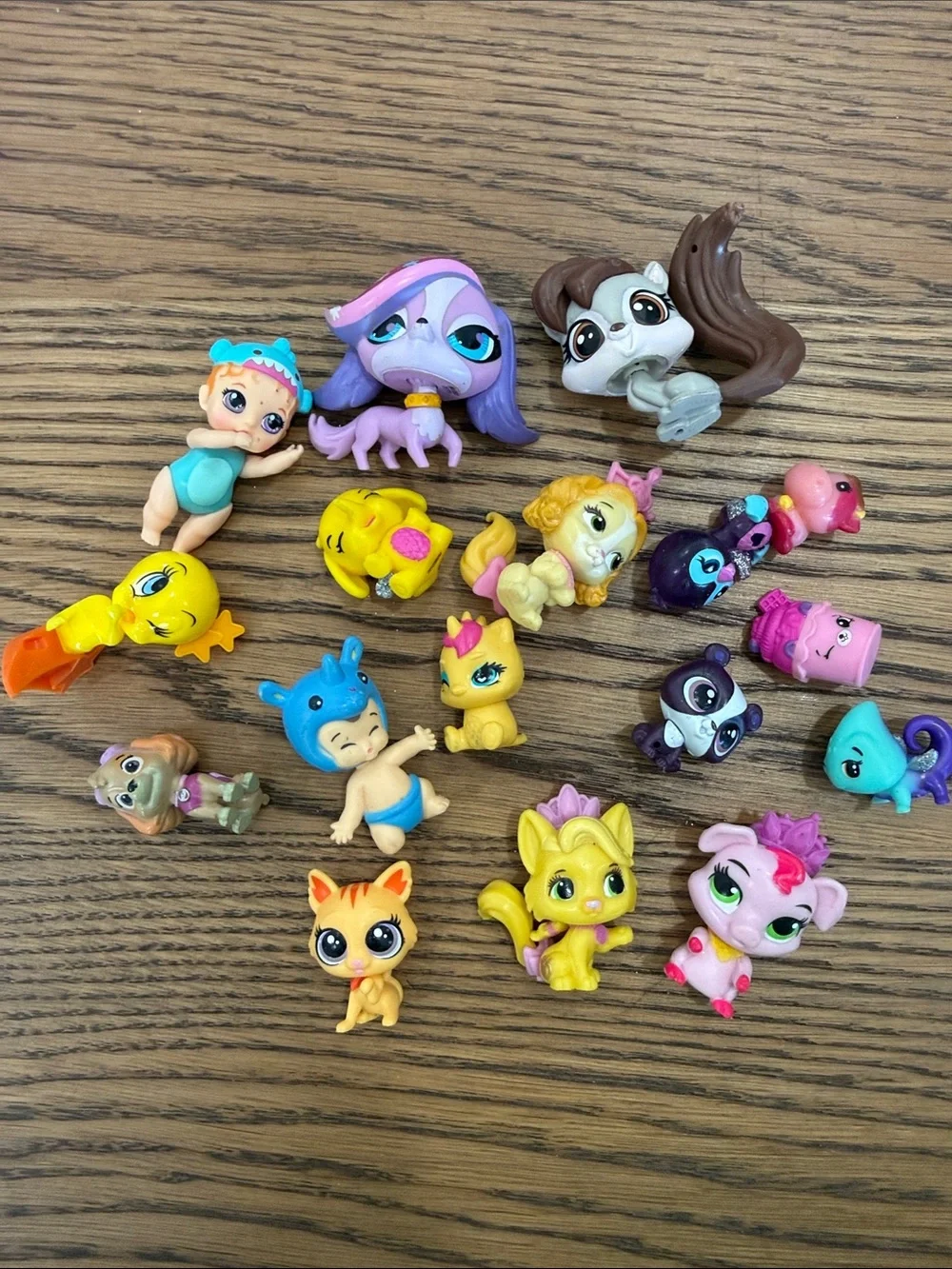 Littlest Pet Shop Assorted Small Pets Toy Set - Multicolor